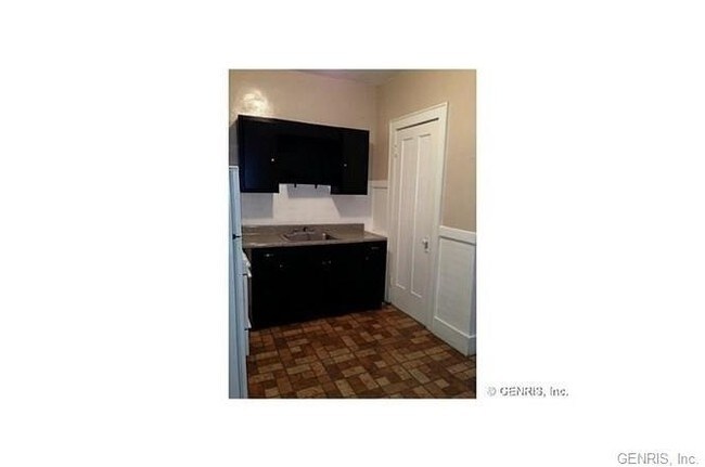 37-41 Pullman Ave in Rochester, NY - Building Photo - Building Photo