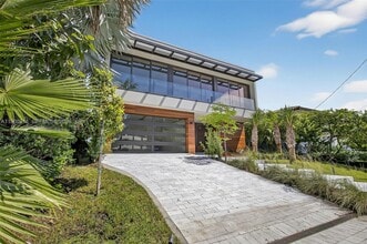 620 Solar Isle Dr in Fort Lauderdale, FL - Building Photo - Building Photo
