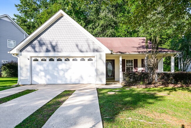 property at 43 Roxbury Ln