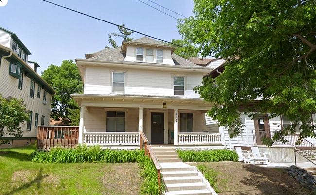 property at 2204 Emerson Ave S