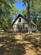 2616 Locust Hill Rd in Taylors, SC - Building Photo - Building Photo