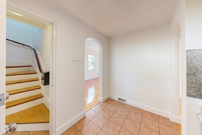 14 Grew Hill Rd in Boston, MA - Building Photo - Building Photo
