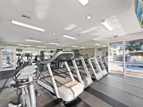 8670 SW 212th St in Cutler Bay, FL - Building Photo - Building Photo