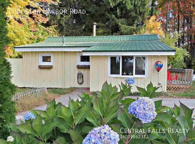 55 Boston Harbor Rd in Dover, NH - Building Photo - Building Photo