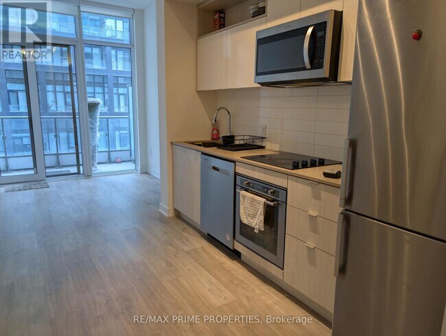 121-1121 Lower Sherbourne St in Toronto, ON - Building Photo - Building Photo