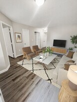 Pendleton Townhomes in Durham, NC - Building Photo