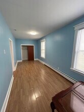 364 Woodlawn Ave in Jersey City, NJ - Building Photo - Building Photo