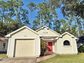 146 Lakeside Cir in Sanford, FL - Building Photo