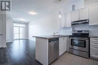 95 Wilson St W in Hamilton, ON - Building Photo - Building Photo