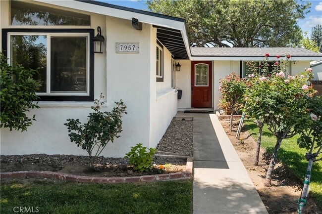 7957 Sale Ave in Los Angeles, CA - Building Photo - Building Photo