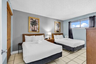 2310 N Ocean Blvd in Myrtle Beach, SC - Building Photo - Building Photo