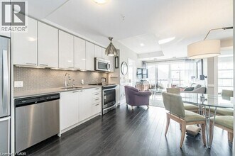 155 St Leger St in Kitchener, ON - Building Photo - Building Photo