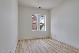 1123 N Mozart St in Chicago, IL - Building Photo - Building Photo