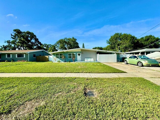 property at 3910 W Wisconsin Ave