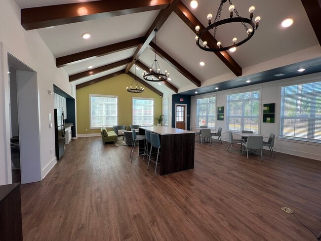 Landry Commons in Lafayette, LA - Building Photo - Building Photo