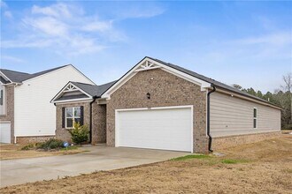 192 Montgomery Dr in Stockbridge, GA - Building Photo - Building Photo