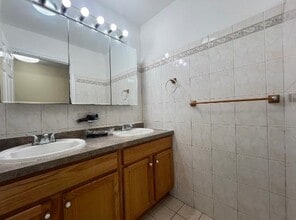 4709 Broadway in Union City, NJ - Building Photo - Building Photo