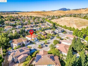 5003 Nortonville Ct in Antioch, CA - Building Photo - Building Photo