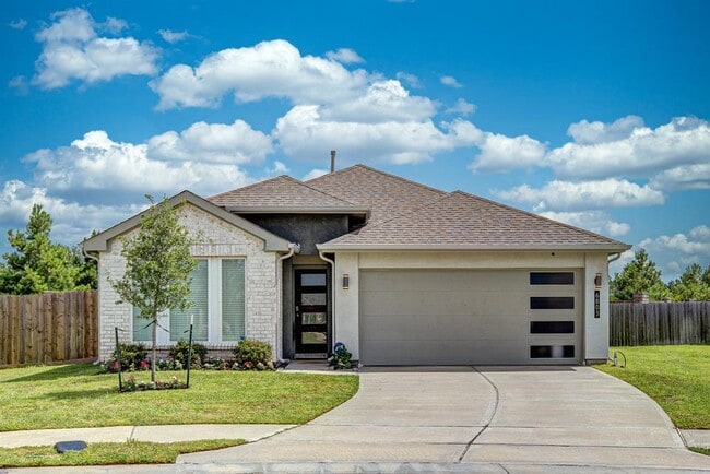 property at 6803 Telford Holw Trl