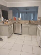 1357 Churchill Cir, Unit G201 in Naples, FL - Building Photo - Building Photo