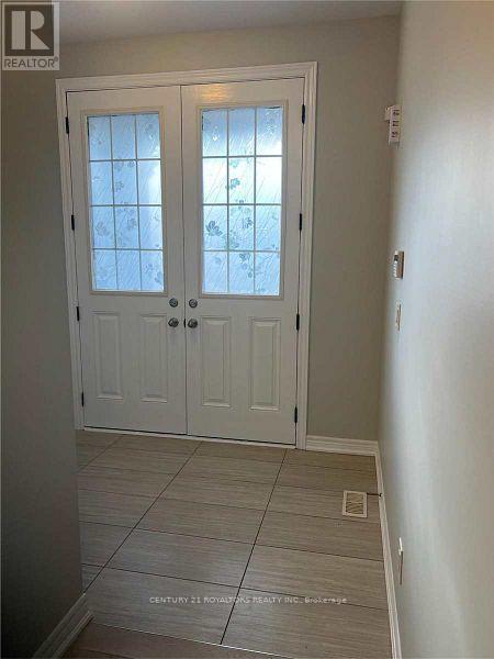 12 Foliage Dr in Brampton, ON - Building Photo - Building Photo