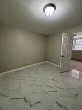 48 Carteret St, Unit 15 in Newark, NJ - Building Photo - Building Photo