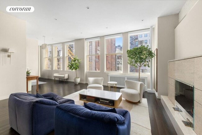 property at 7 E 17th St