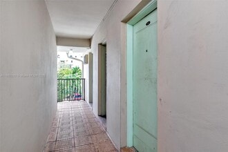 318 Majorca Ave in Coral Gables, FL - Building Photo - Building Photo