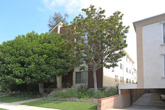 1143 Lincoln Blvd in Santa Monica, CA - Building Photo - Primary Photo