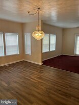 7317 Jubilee Cir in Elkridge, MD - Building Photo