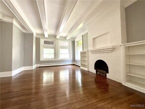42 Richmond Ave in Buffalo, NY - Building Photo - Building Photo