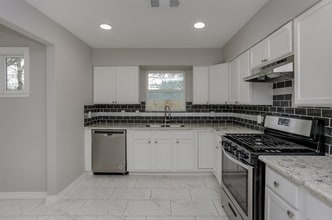 5635 Belarbor St in Houston, TX - Building Photo - Building Photo