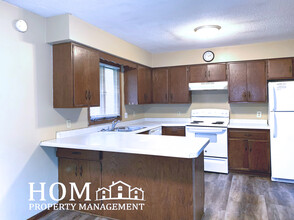 31 Devonshire Pl in Mankato, MN - Building Photo - Building Photo