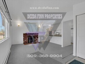 208 E Weile Ave in Spokane, WA - Foto de edificio - Building Photo