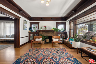 1421 Edgecliffe Dr in Los Angeles, CA - Building Photo - Building Photo