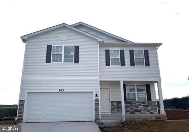 263 Orpington Dr in Martinsburg, WV - Building Photo