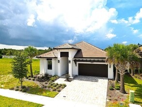 20 Del Palma Dr in Palm Coast, FL - Foto de edificio - Building Photo