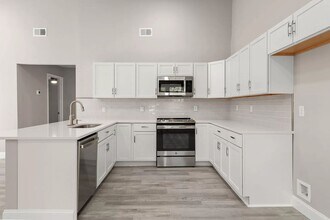 1240 Maryland Dr in Ladson, SC - Building Photo - Building Photo