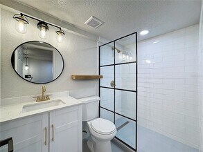 4952 21st St N in St. Petersburg, FL - Building Photo - Building Photo