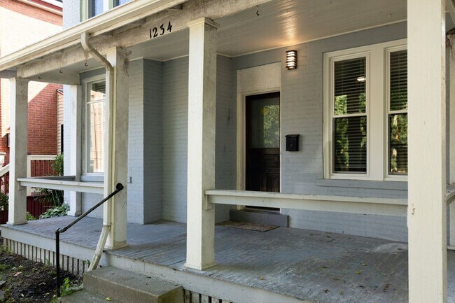 1234 Highland St in Columbus, OH - Building Photo - Building Photo
