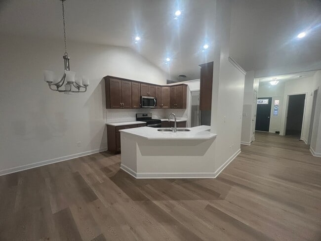 property at 164 Heritage Meadows Cir