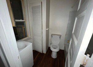 30 E Main St in Middletown, NY - Foto de edificio - Building Photo