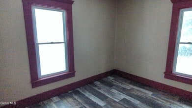 75 Park St in Gloversville, NY - Building Photo - Building Photo