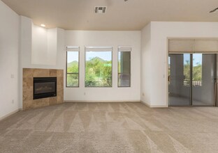 16420 N Thompson Peak Pkwy in Scottsdale, AZ - Building Photo - Building Photo