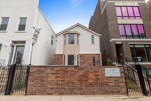 1464 W Ohio St, Unit 1F in Chicago, IL - Building Photo