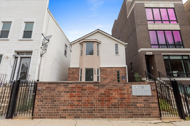 1464 W Ohio St, Unit 1F
