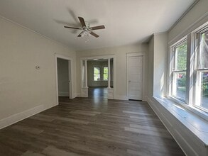 2044 W 98th St in Cleveland, OH - Building Photo - Building Photo