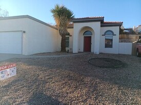 6305 Prairie Sage Dr NW in Albuquerque, NM - Building Photo