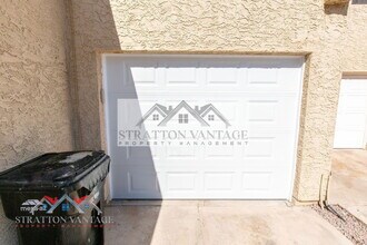 2929 E Broadway Rd in Mesa, AZ - Building Photo - Building Photo