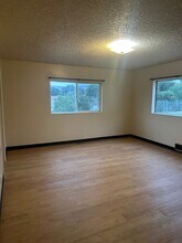 541 Jensen St in Green River, WY - Building Photo - Building Photo